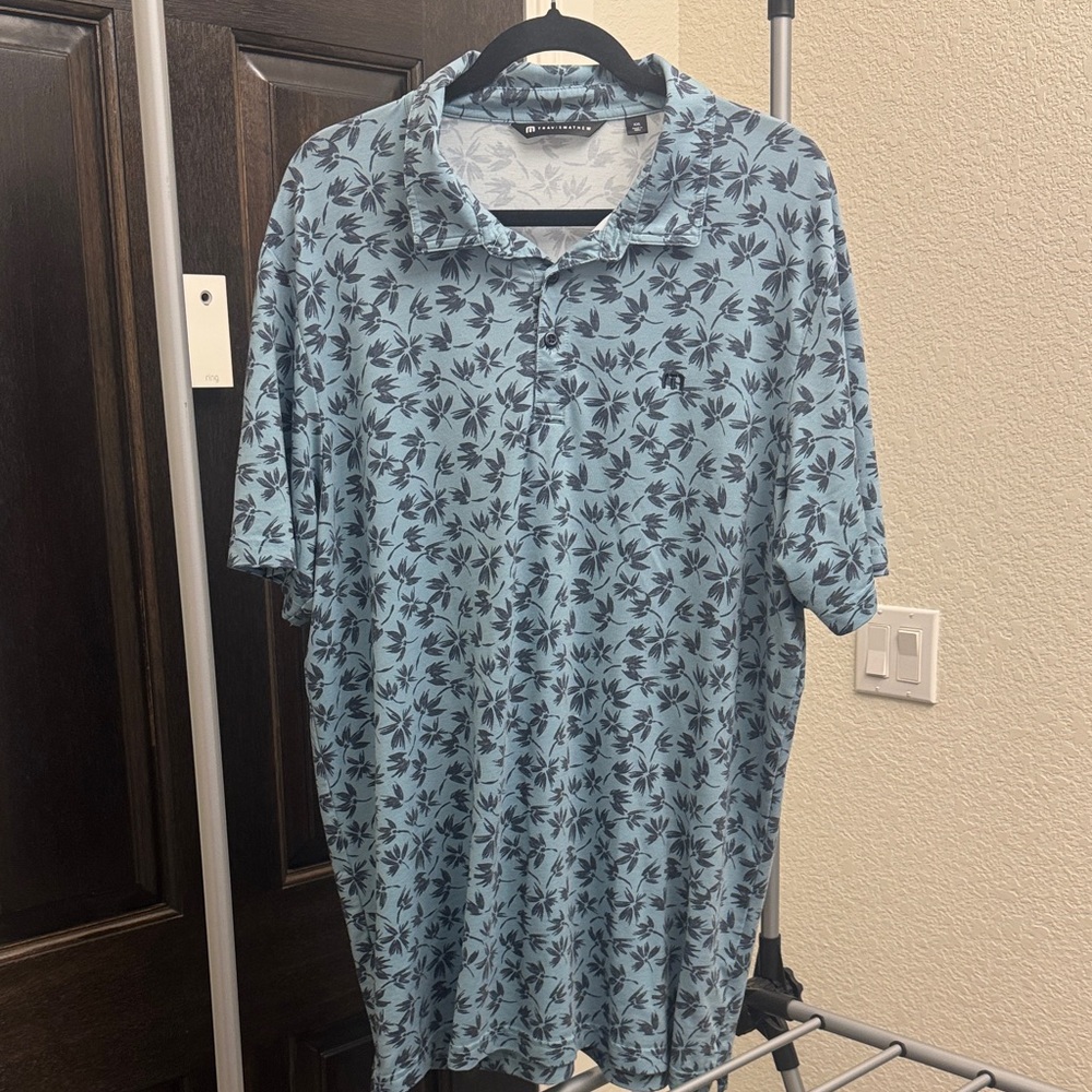 Travis Matthew Men’s ‘Featherweight Jungle Polo’